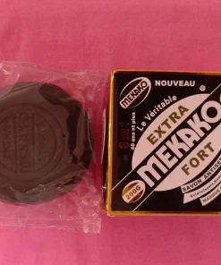 Savon noir antiseptique, éclaircissant, gommant et anti-tache MEKAKO extra fort 3en1 masque de viellesse